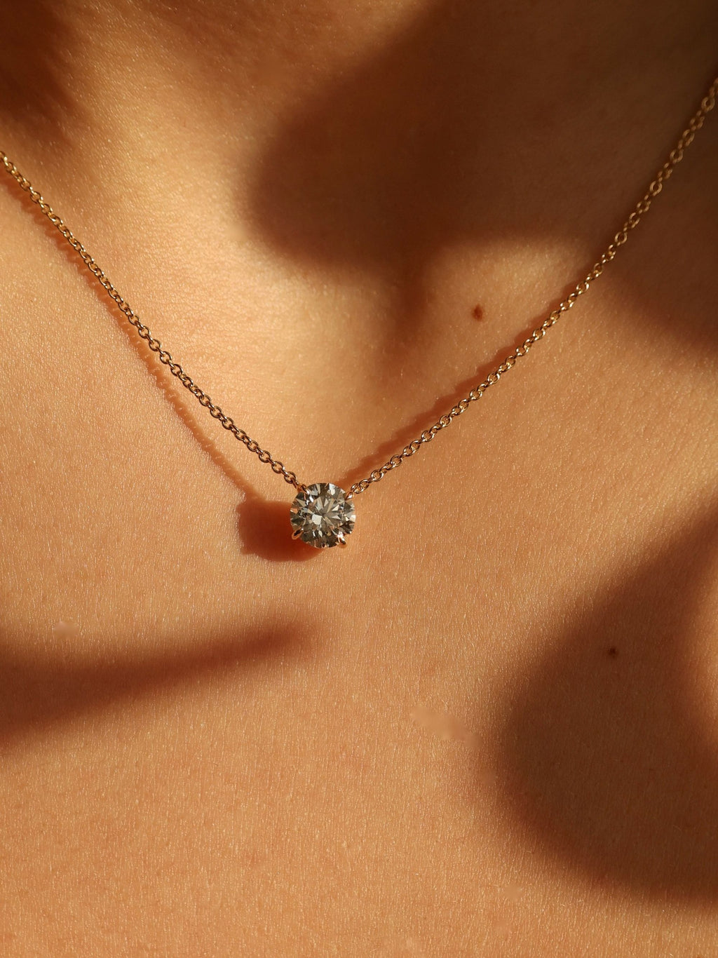 2 Ct Round Brilliant Diamond Pendant Necklace | Classic Solitaire  Necklace