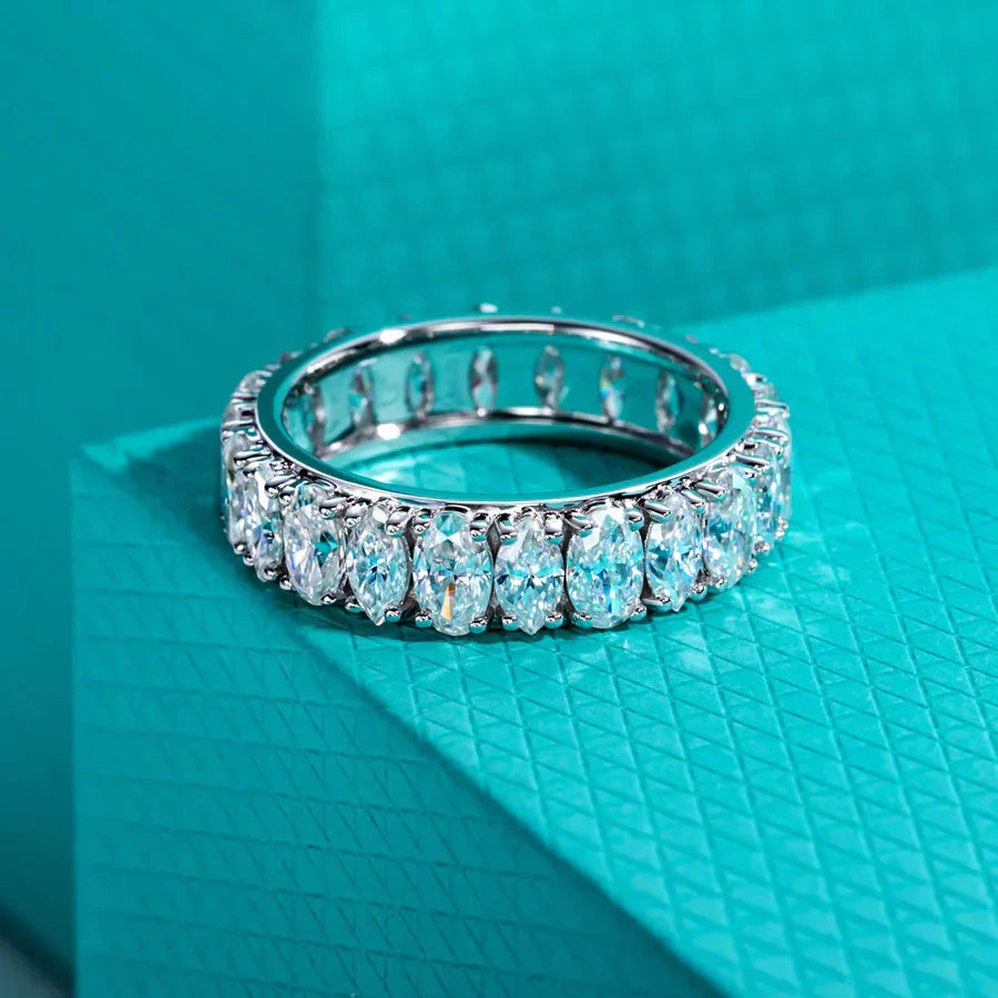 0.3 CT Oval & 0.2 CT Marquise Cut Moissanite Eternity Band