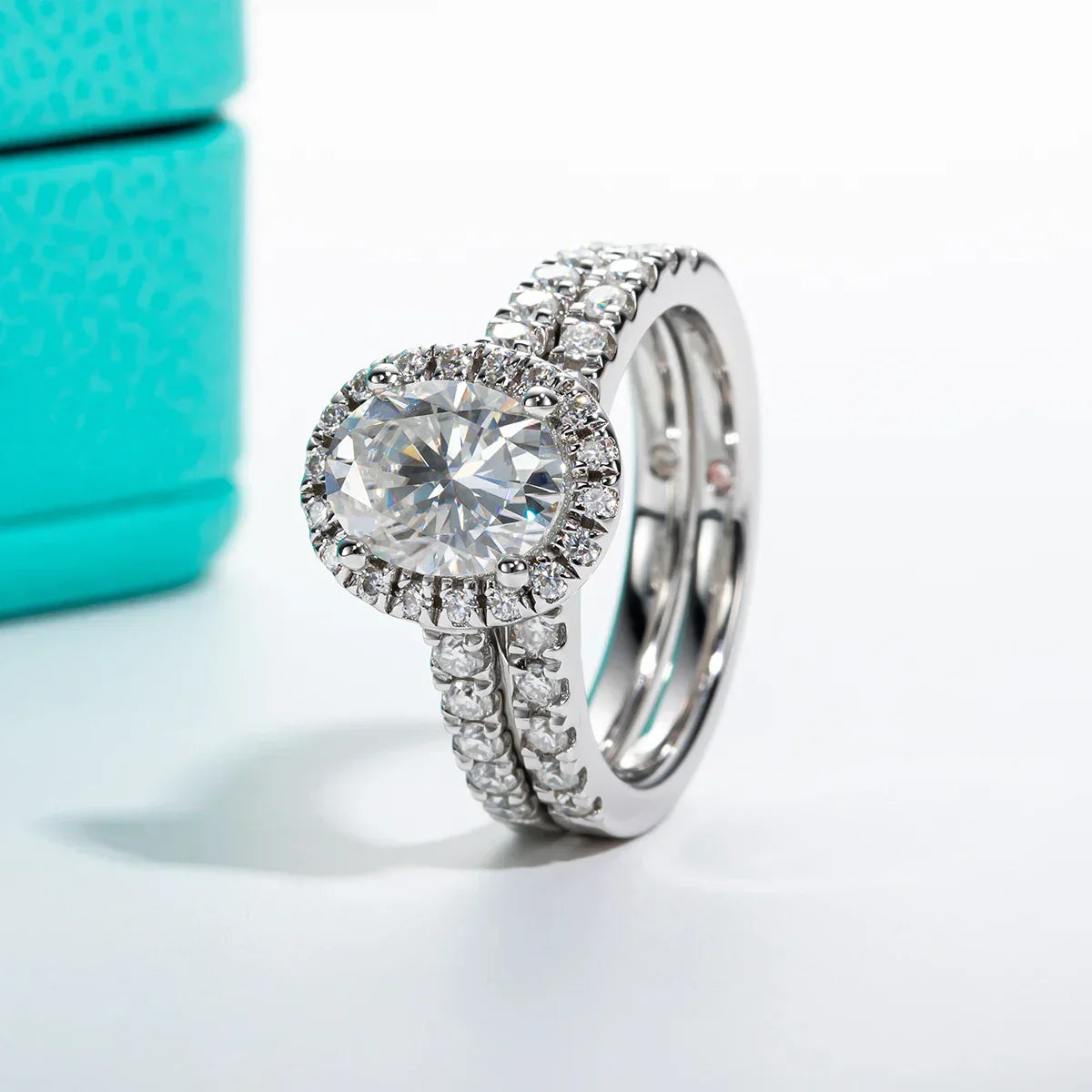 2 CT Oval Cut Moissanite Bridal Ring Set
