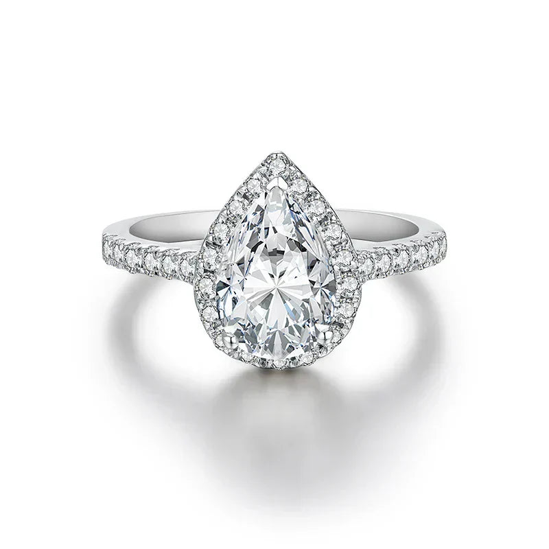 2.0 CT Pear Cut Moissanite Engagement Ring