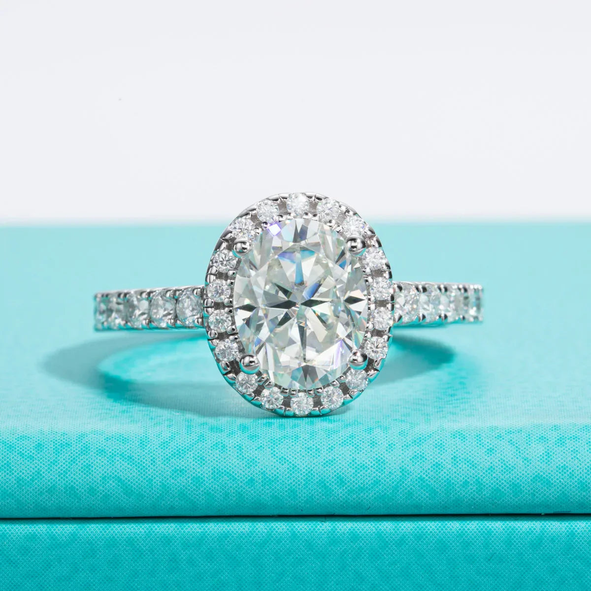 2 CT Oval Cut Moissanite Bridal Ring Set