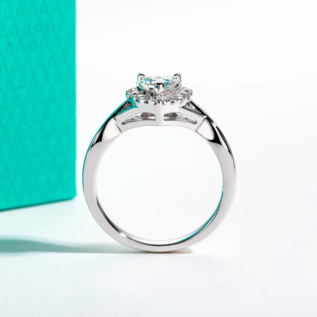 0.5 CT Heart Cut Infinity Moissanite Engagement Ring