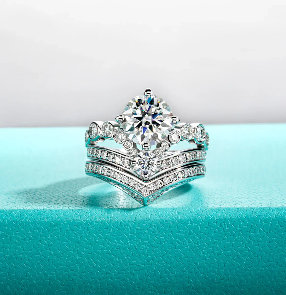 3CT Round Cut Moissanite Engagement Ring Set