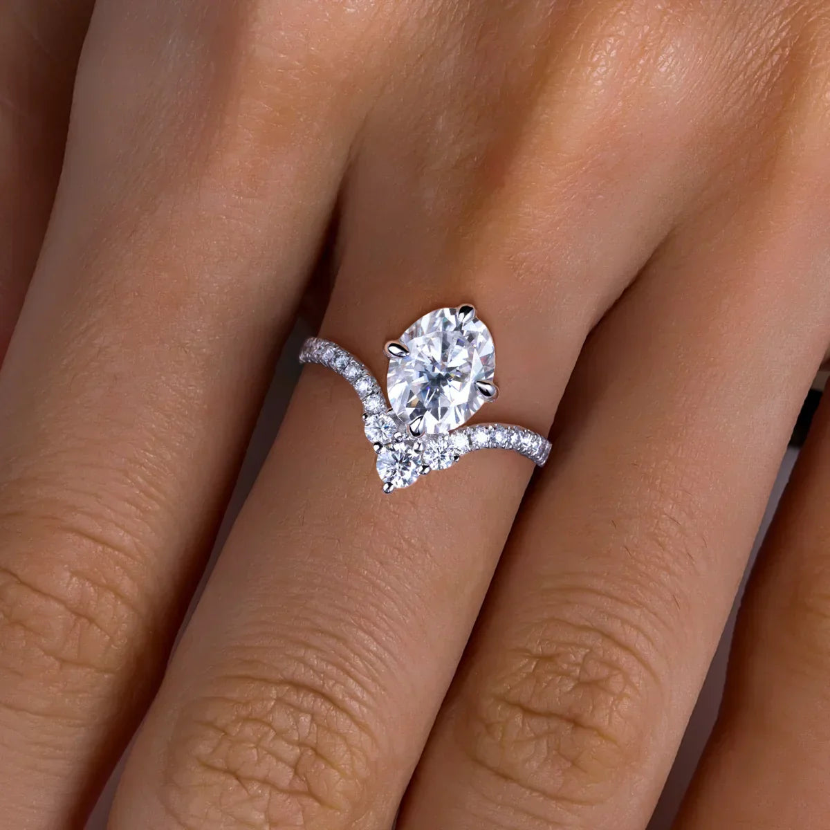 3 CT Oval Cut Moissanite Engagement Ring