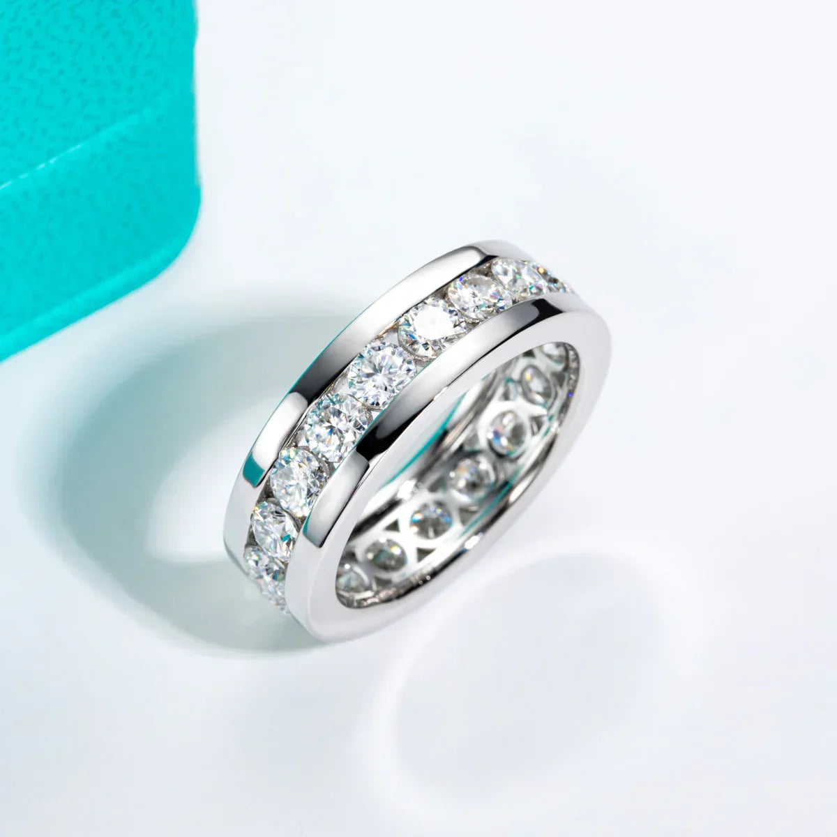 2.1 CTTW Moissanite Eternity Wedding Band