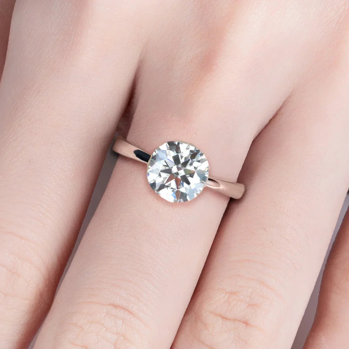 2CT/3CT Round Cut Moissanite Engagement Ring