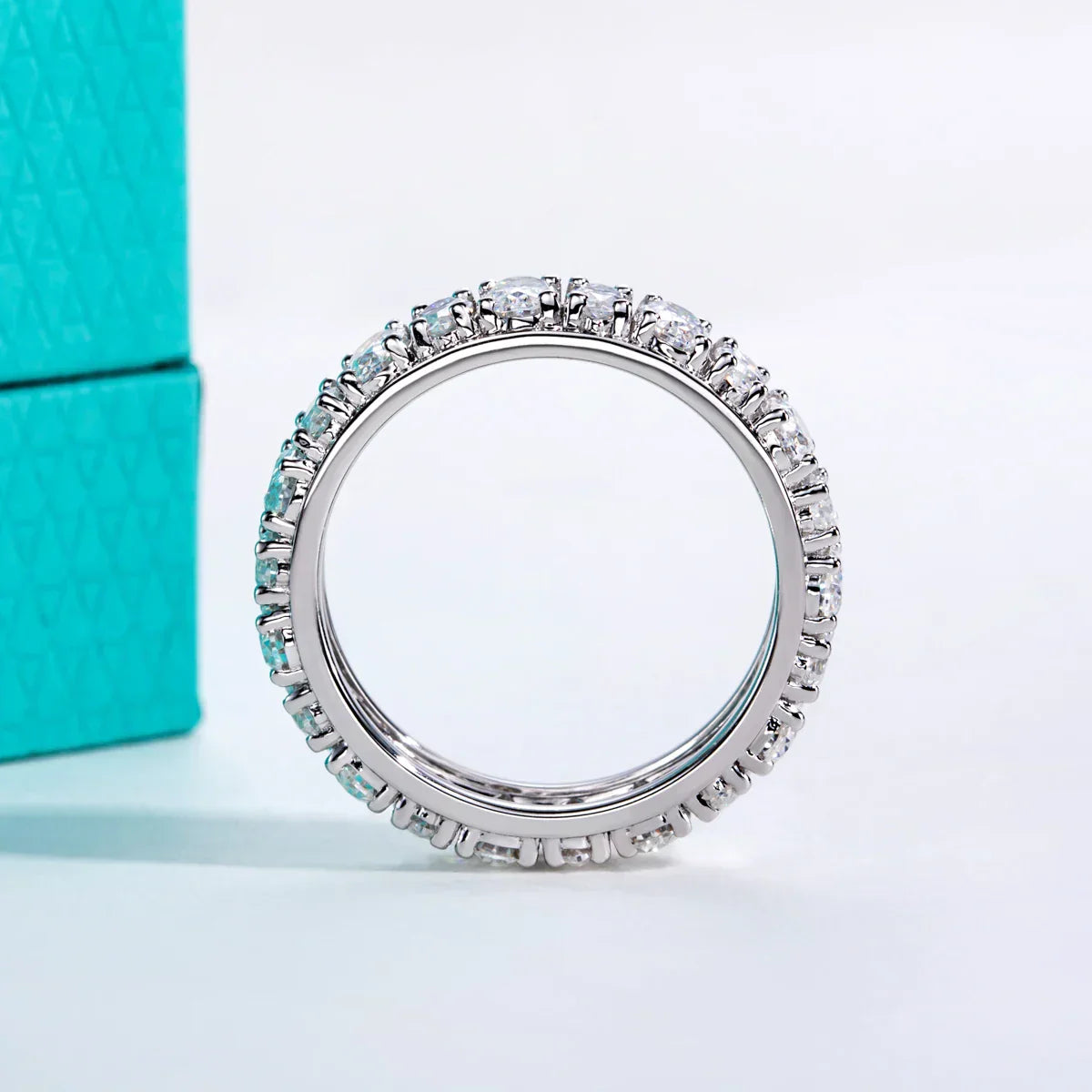 0.3 CT Oval & 0.2 CT Marquise Cut Moissanite Eternity Band