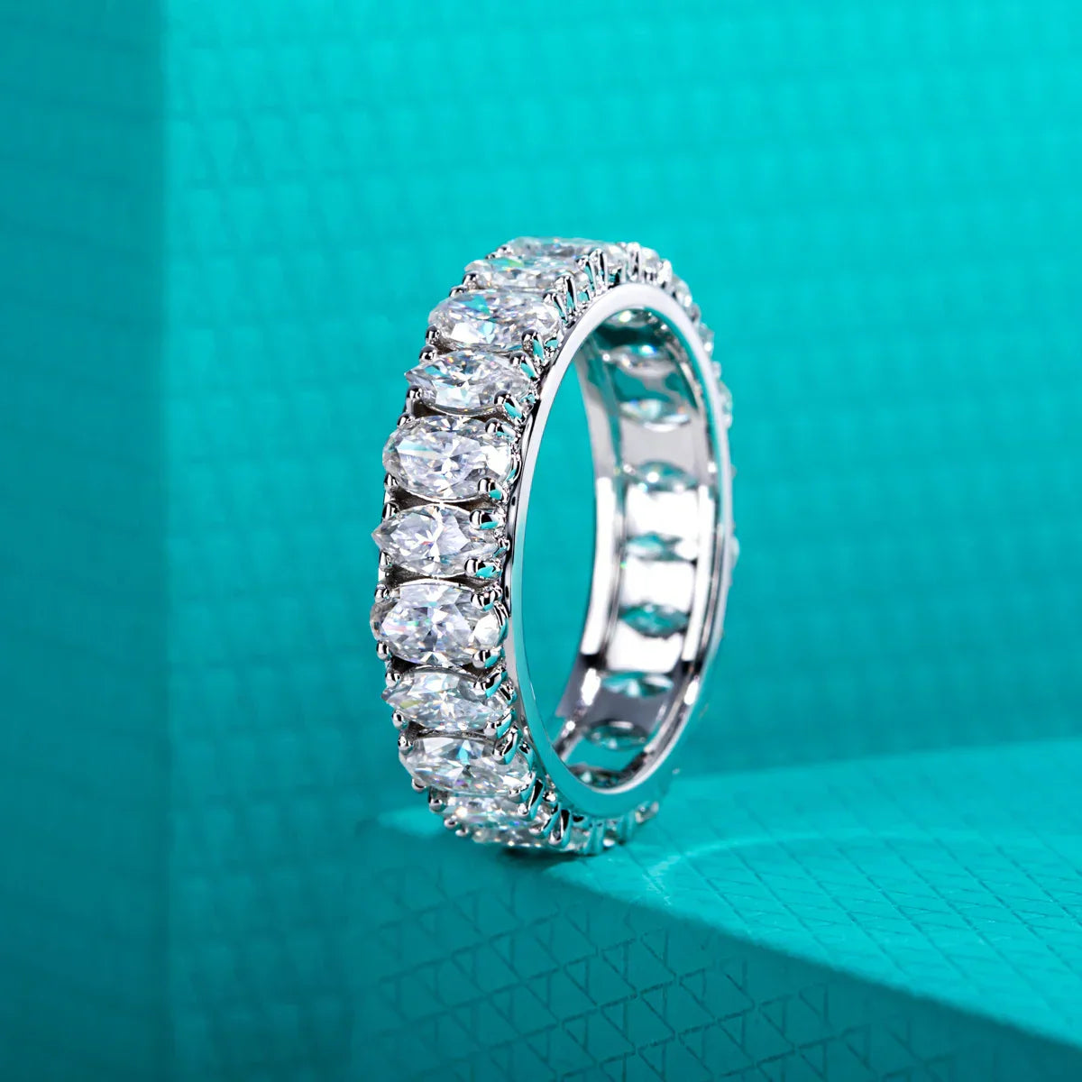 0.3 CT Oval & 0.2 CT Marquise Cut Moissanite Eternity Band