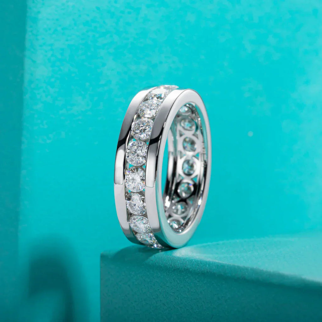 2.1 CTTW Moissanite Eternity Wedding Band