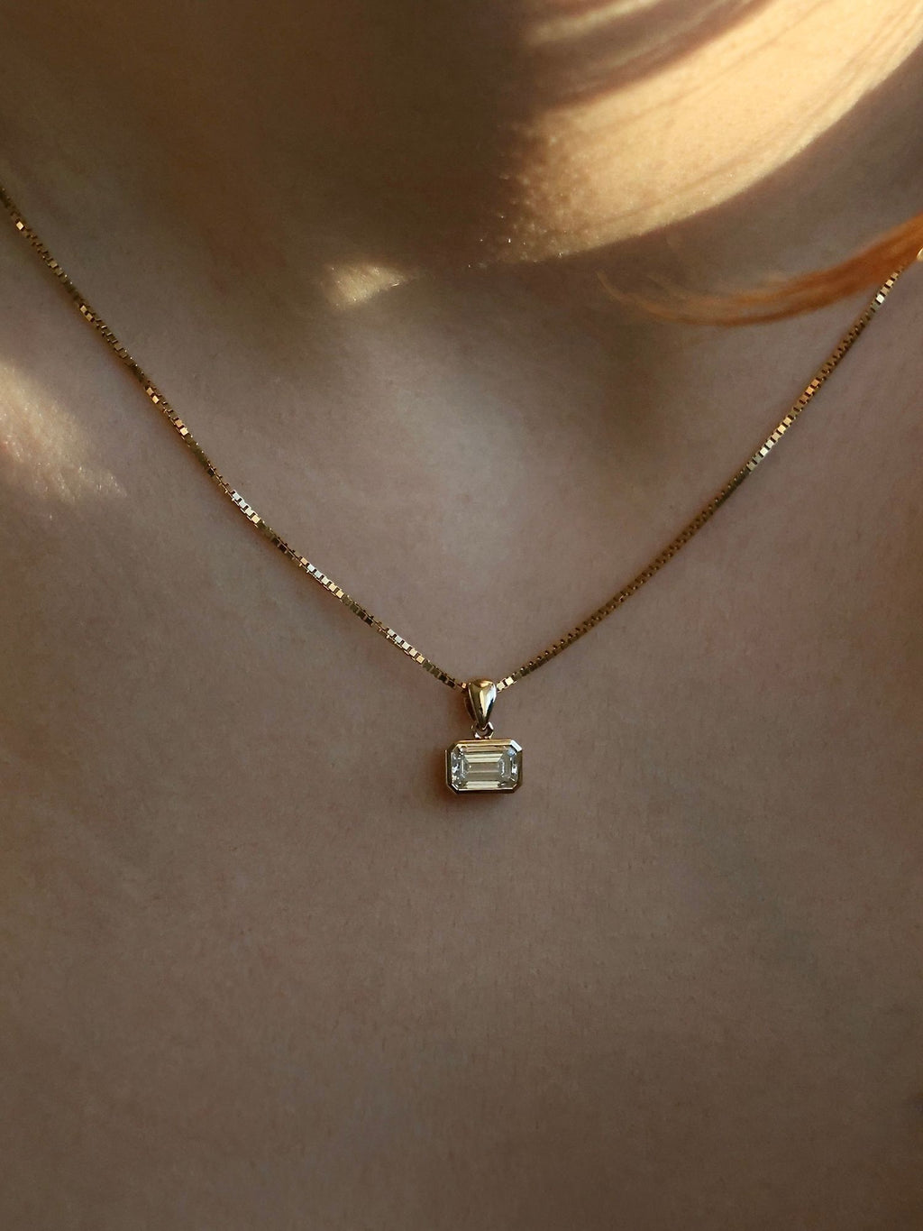Horizontal Emerald Diamond Necklace | East-West Bezel Set Pendant Necklace