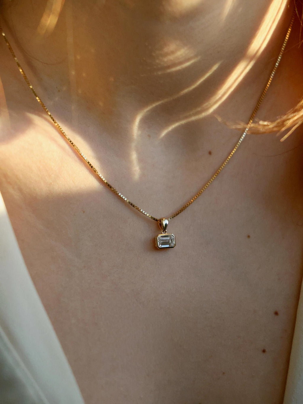 Horizontal Emerald Diamond Necklace | East-West Bezel Set Pendant Necklace
