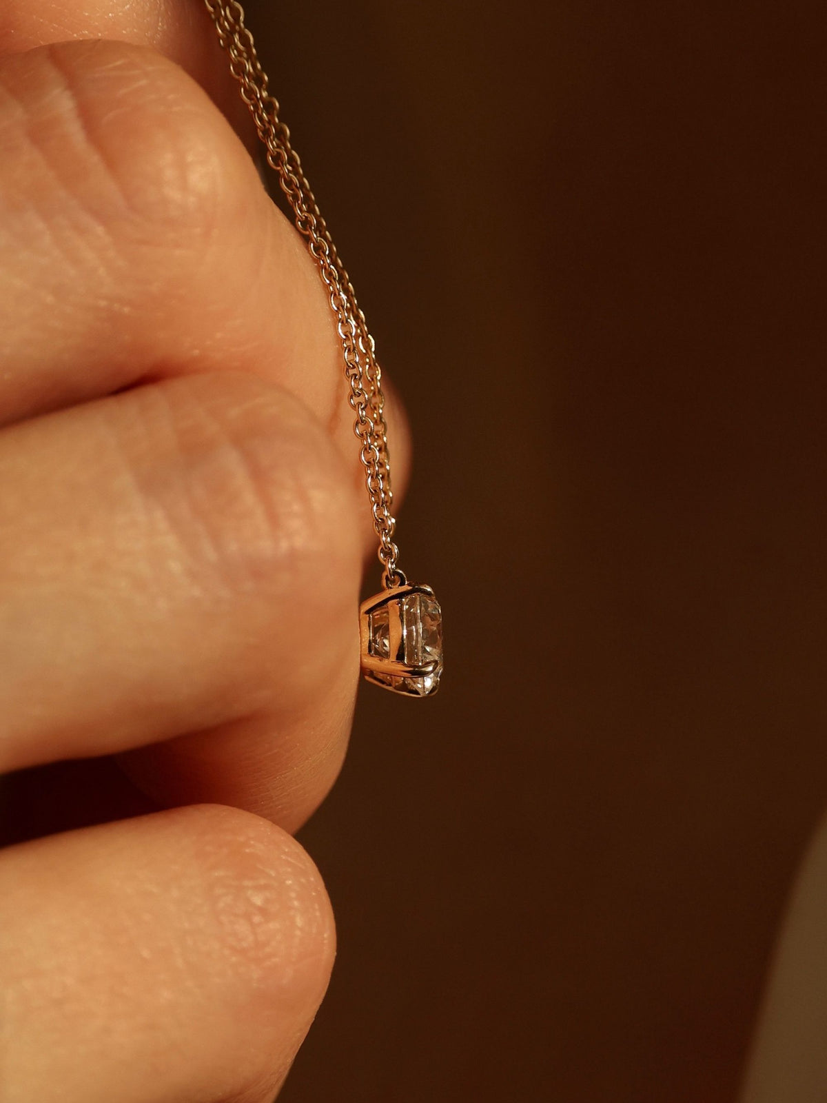 2 Ct Round Brilliant Diamond Pendant Necklace | Classic Solitaire  Necklace