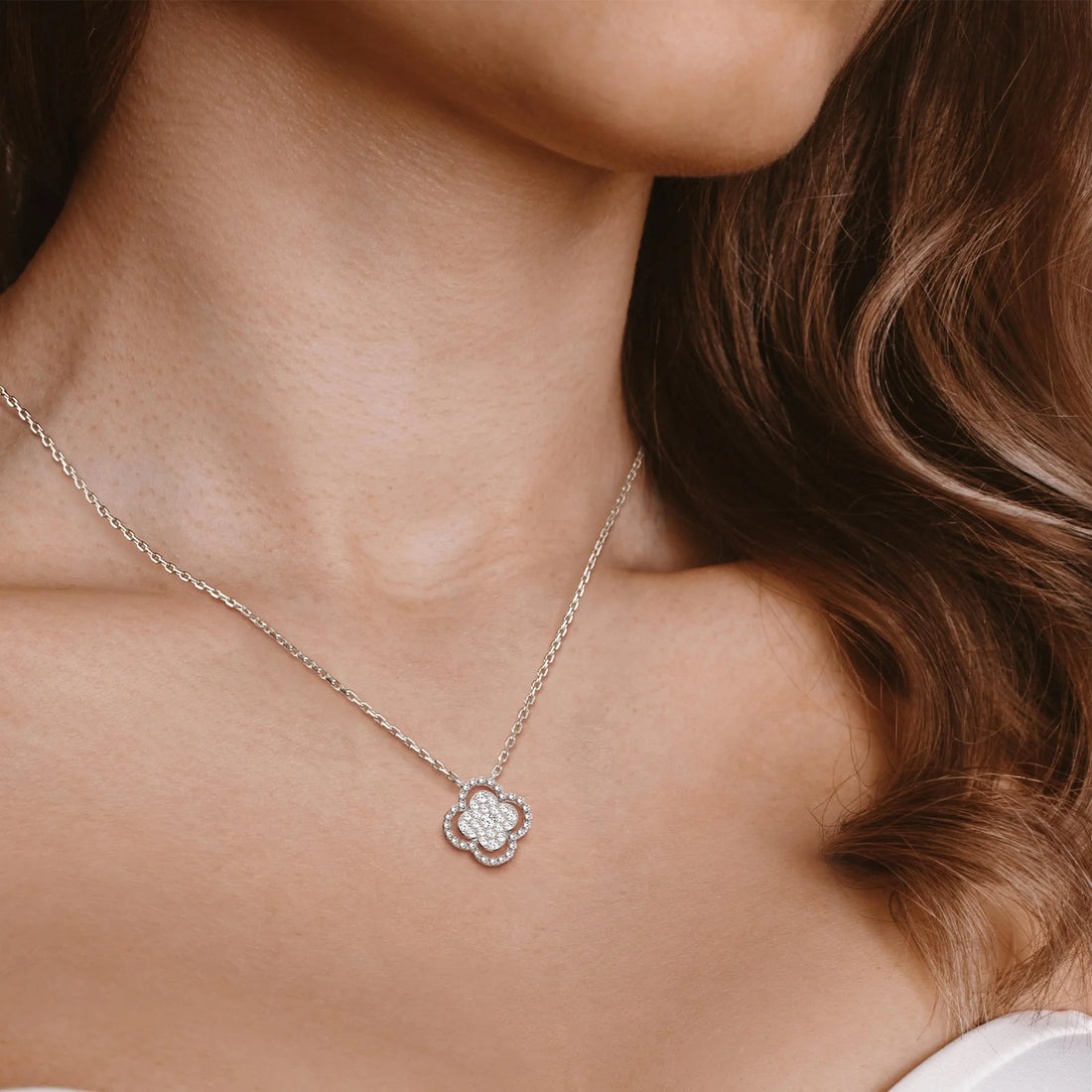 Lab-Grown Diamond Clover Pendant Necklace in 14K Gold | Everyday diamond necklace
